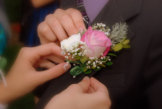 corsage pinning